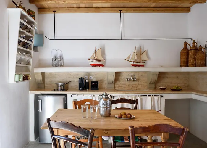 Mezzolovero Kímolos