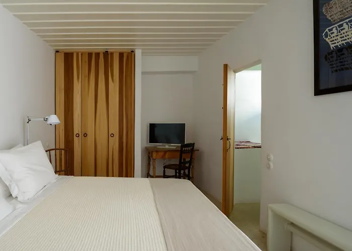 Mezzolovero Kímolos