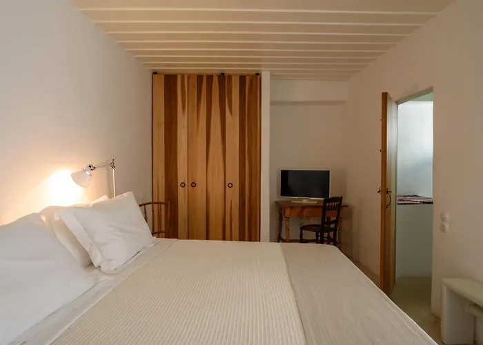 Mezzolovero * Kímolos