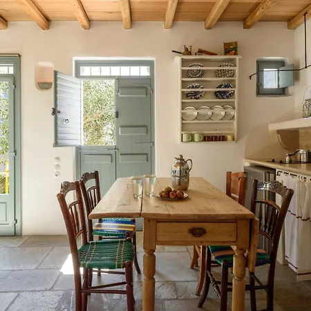 Apartment Mezzolovero Kimolos