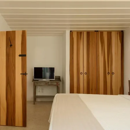 Mezzolovero Apartment
