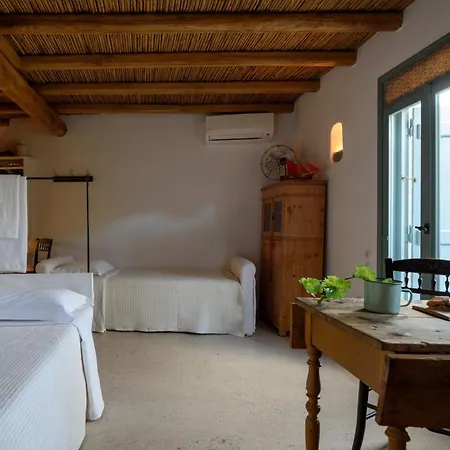 Apartment Mezzolovero Kimolos