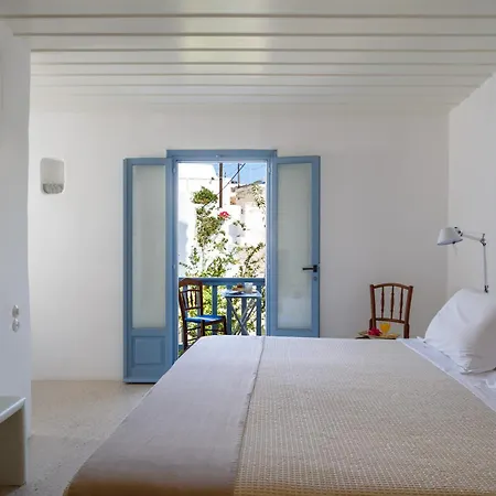 Mezzolovero Apartment