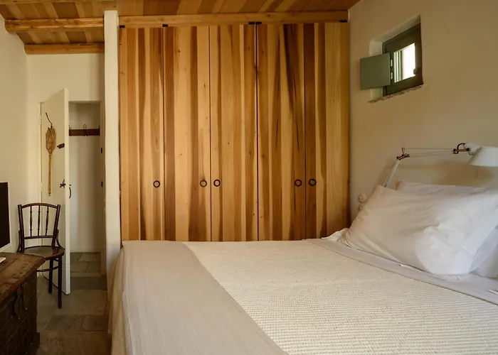 Mezzolovero Kímolosz