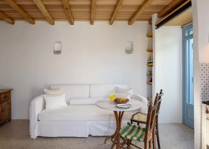 Mezzolovero Apartman Kímolosz